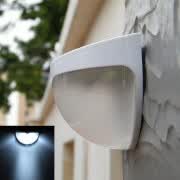 Energía solar impermeable Lámpara LED inalámbrica Montaje en pared Sensor de luz Uso en exteriores Hogar y jardín